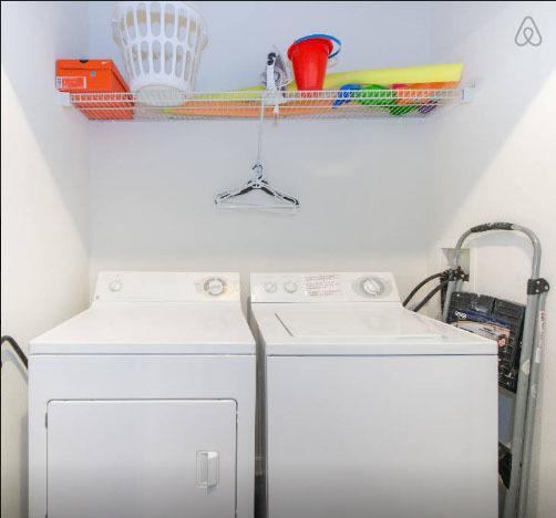 3 Bedroom Resort Style Condo, 3 Miles To Disney! Kissimmee Room photo